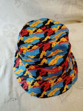 Colorful Cloud-Print Bucket Hat in Blue, Yellow & Red